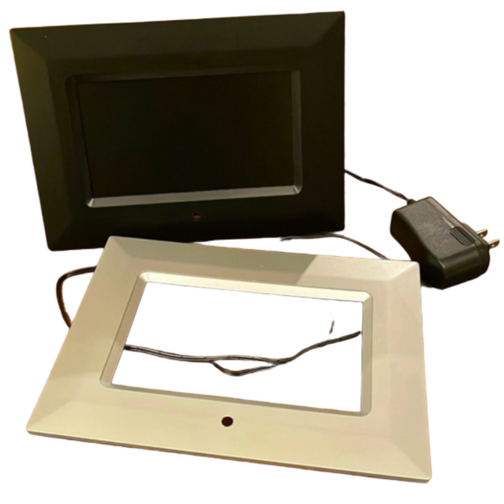 Nextar digital photo frame N7-110 with black or silver frame and instruc…